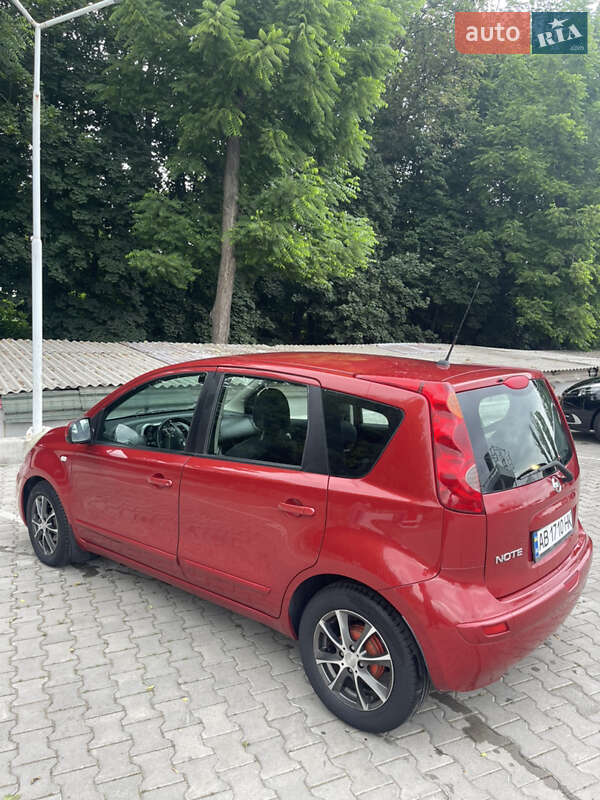 Хэтчбек Nissan Note 2008 в Виннице
