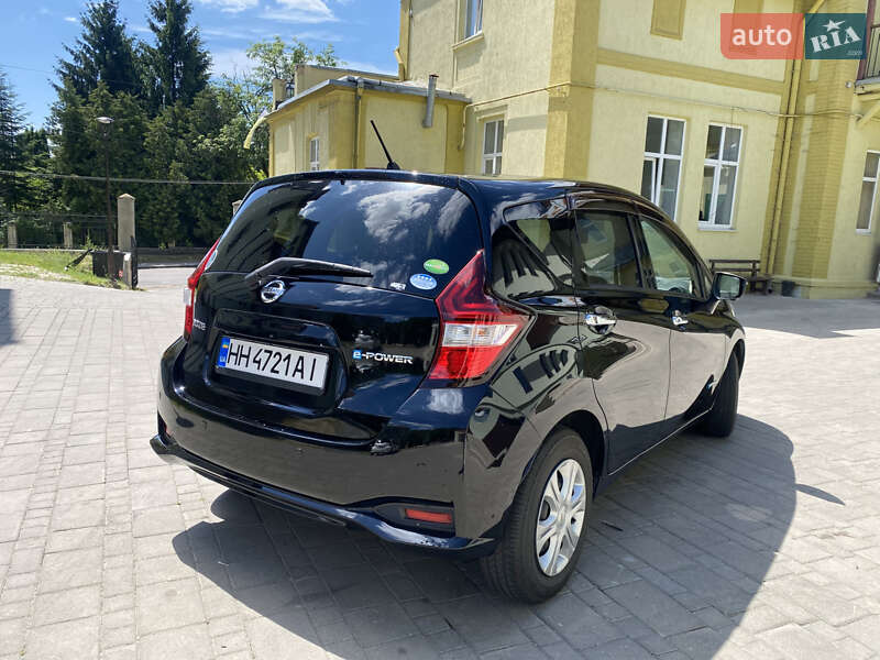 Хэтчбек Nissan Note 2017 в Львове