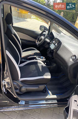 Хэтчбек Nissan Note 2017 в 