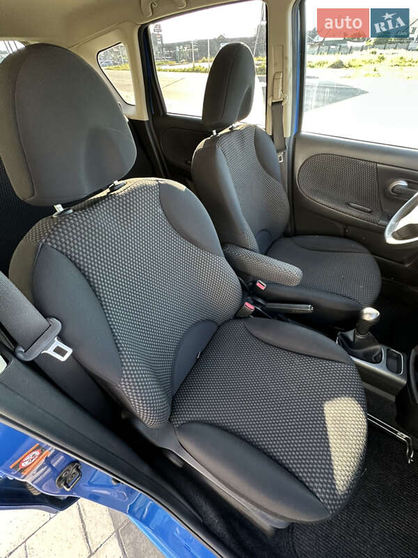 Хэтчбек Nissan Note 2006 в Луцке фото 12 Хэтчбек Nissan Note 2006 в Луцке