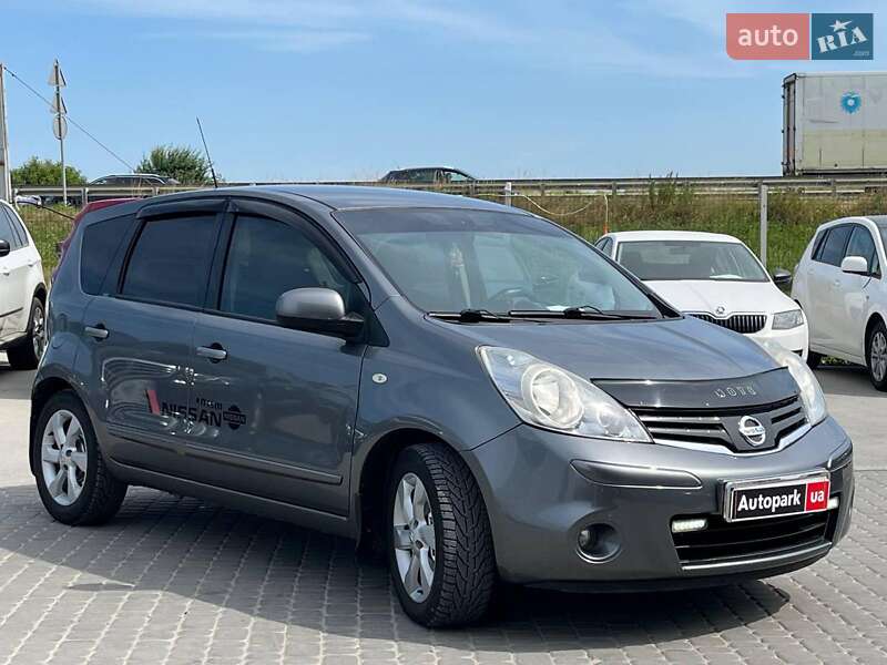 Хэтчбек Nissan Note 2011 в Львове