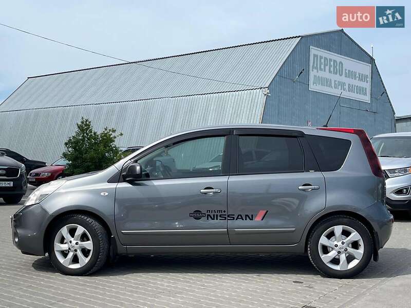 Хэтчбек Nissan Note 2011 в Львове