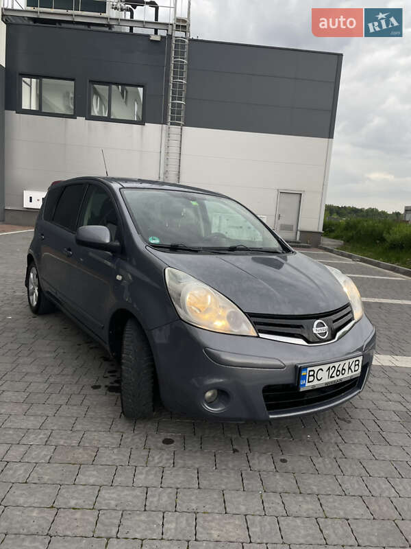 Хетчбек Nissan Note 2010 в Львові