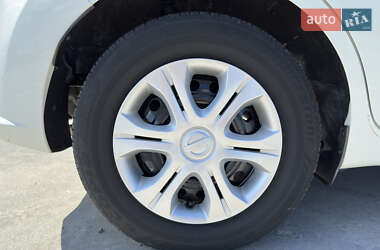 Хэтчбек Nissan Note 2017 в 