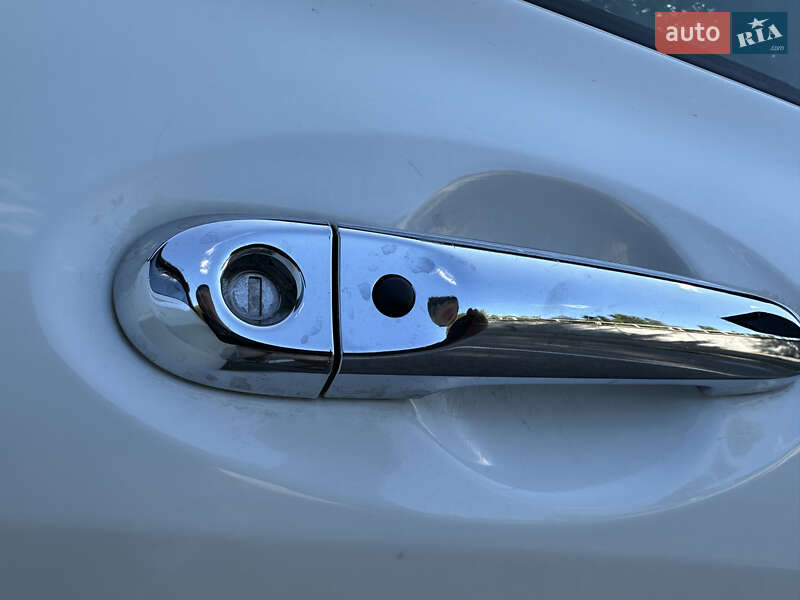 Хэтчбек Nissan Note 2017 в Киеве