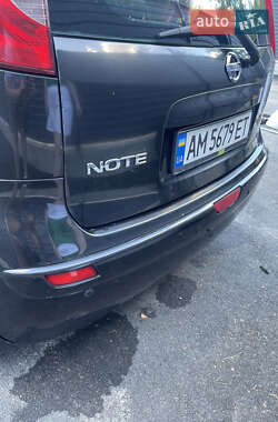 Хэтчбек Nissan Note 2007 в 