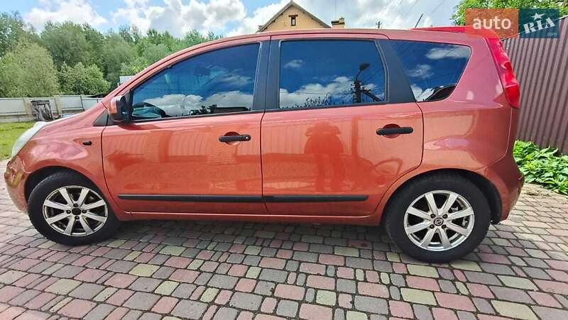 Хэтчбек Nissan Note 2008 в Броварах