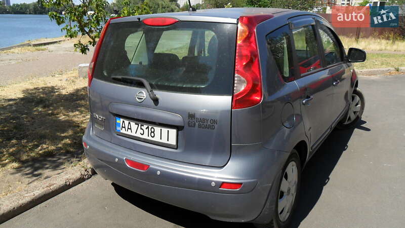 Хэтчбек Nissan Note 2007 в Киеве