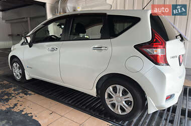 Хэтчбек Nissan Note 2017 в 