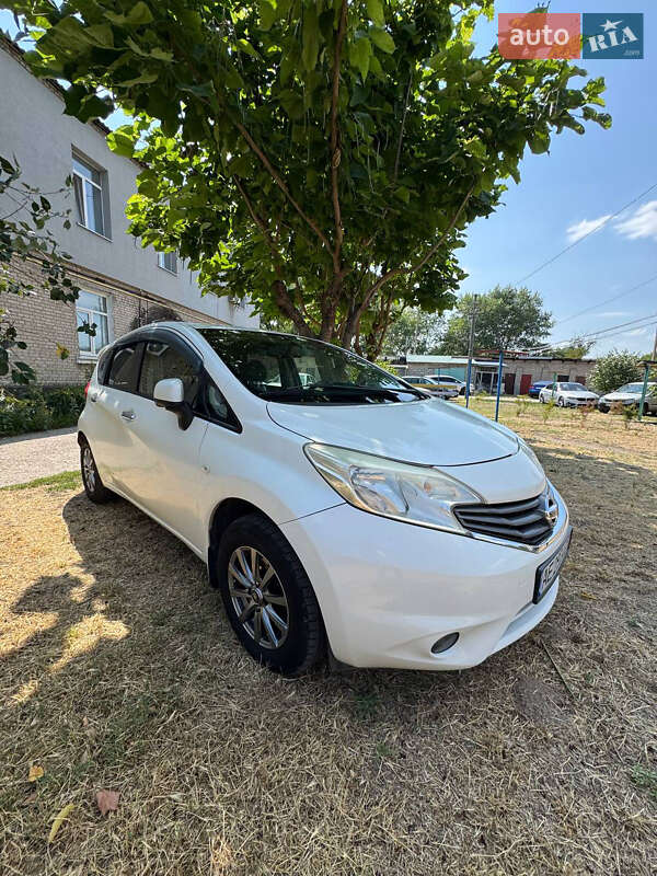 Nissan Note 2012