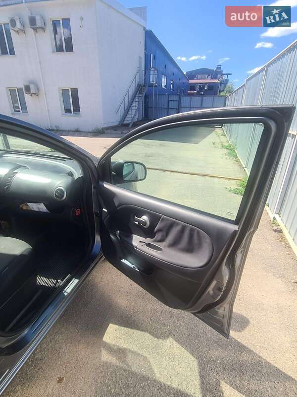 Хэтчбек Nissan Note 2010 в Кропивницком