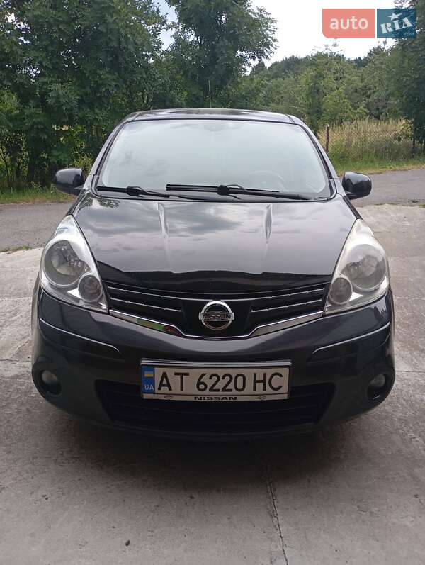 Хэтчбек Nissan Note 2010 в Ивано-Франковске