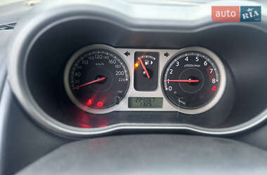 Хэтчбек Nissan Note 2006 в 