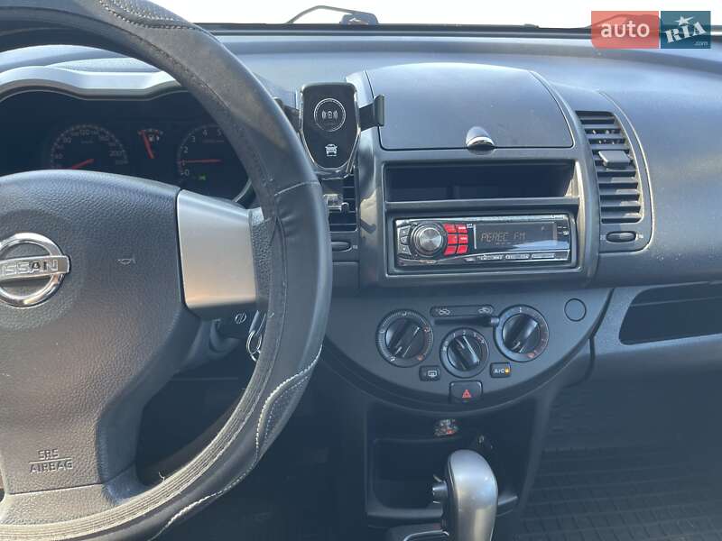 Хэтчбек Nissan Note 2006 в Киеве