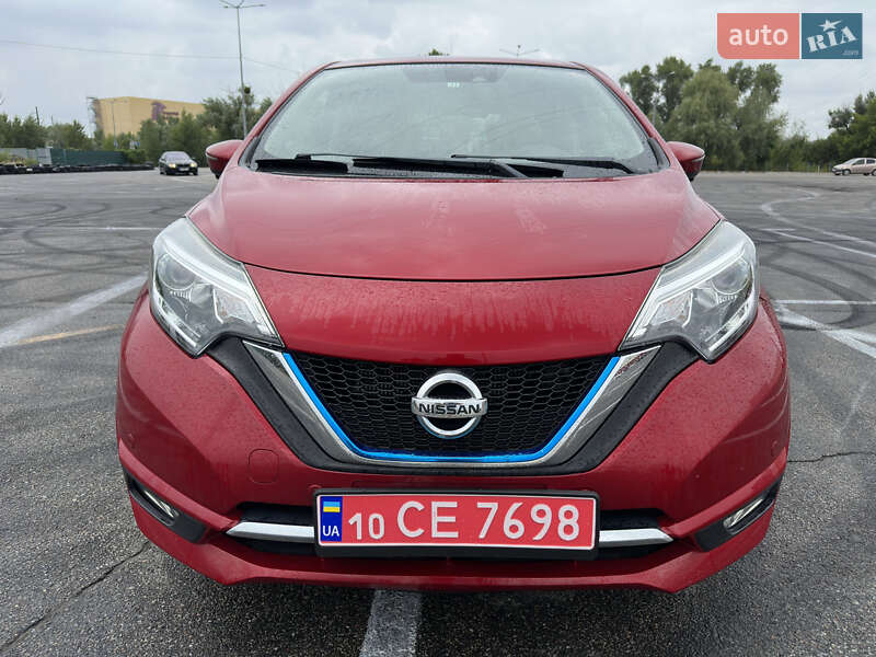 Хэтчбек Nissan Note 2017 в Киеве