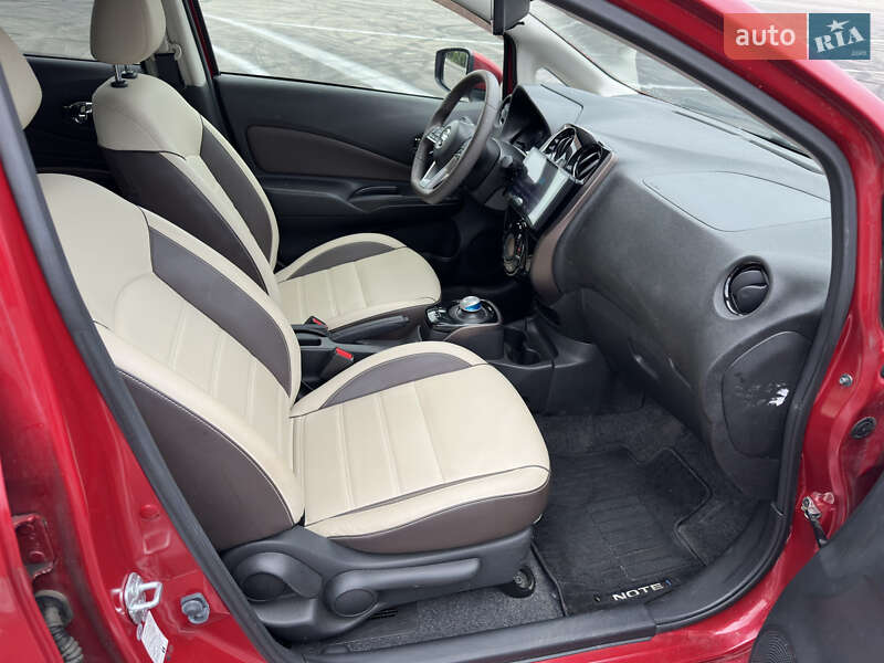 Хэтчбек Nissan Note 2017 в Киеве