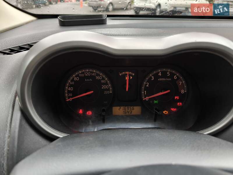 Хэтчбек Nissan Note 2006 в Киеве