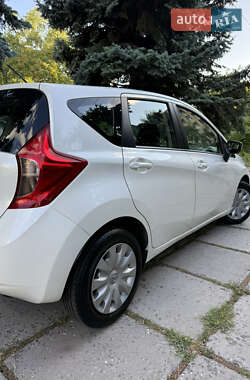 Хэтчбек Nissan Note 2015 в 