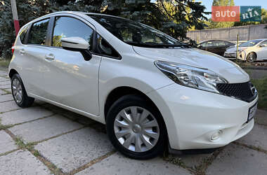 Хэтчбек Nissan Note 2015 в 
