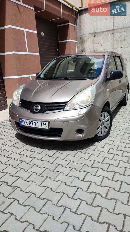 Хэтчбек Nissan Note 2012 в Хмельницком