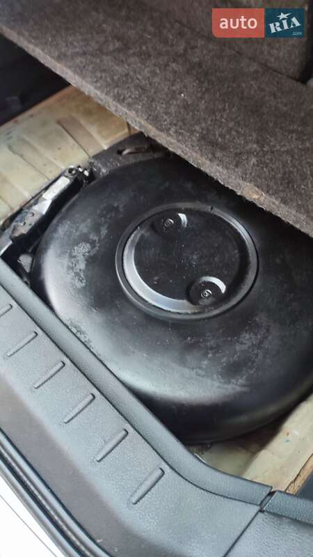 Хэтчбек Nissan Note 2012 в Хмельницком