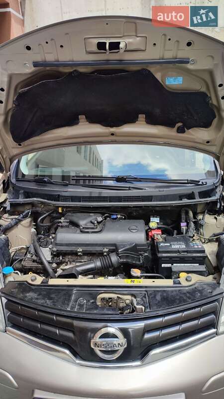Хэтчбек Nissan Note 2012 в Хмельницком