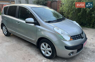 Хэтчбек Nissan Note 2006 в Ахтырке