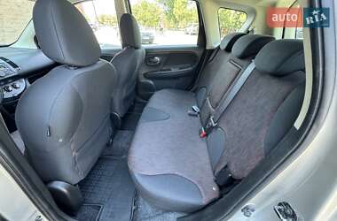 Хэтчбек Nissan Note 2008 в 