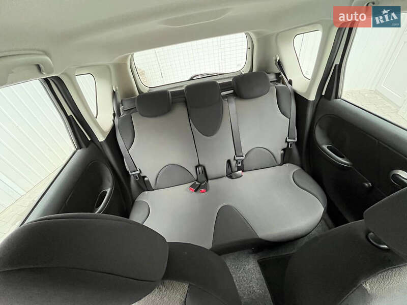 Хетчбек Nissan Note 2009 в Коломиї