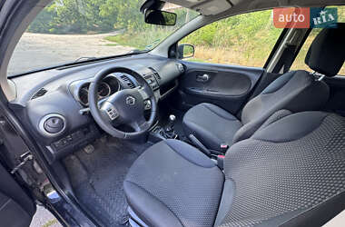 Хэтчбек Nissan Note 2006 в 