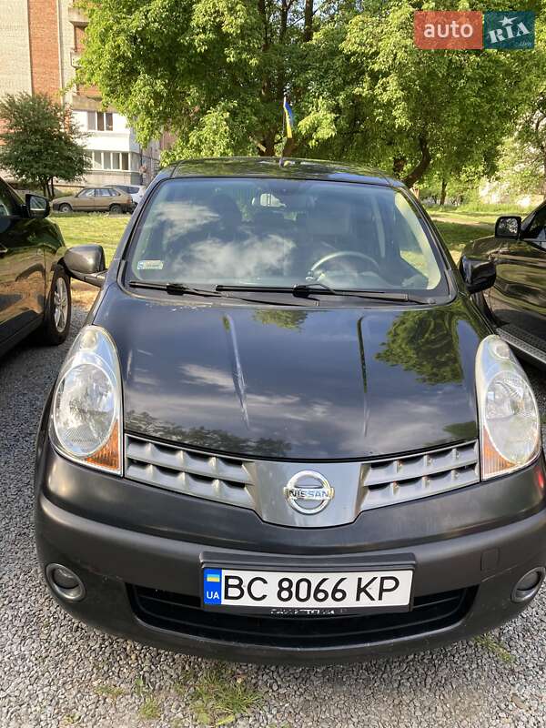 Хэтчбек Nissan Note 2006 в Шептицькому