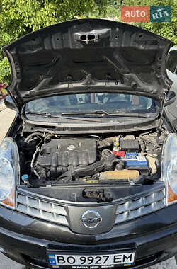 Хэтчбек Nissan Note 2006 в 