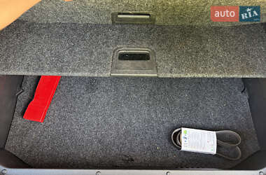 Хэтчбек Nissan Note 2006 в 