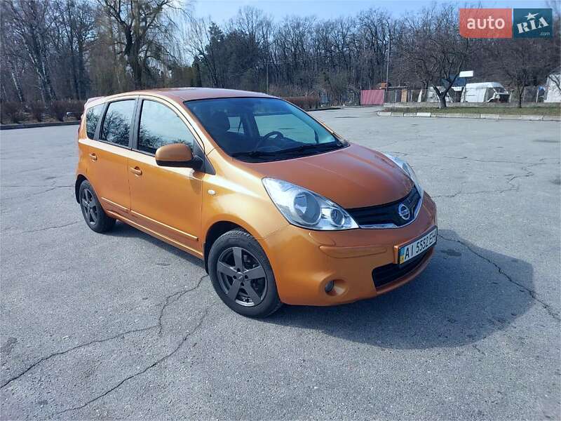 Хетчбек Nissan Note 2010 в Фастові