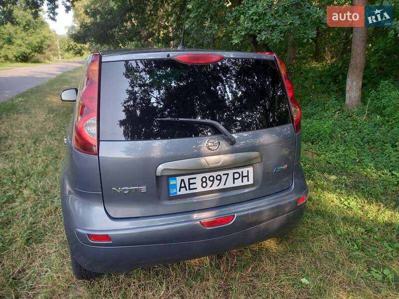 Хетчбек Nissan Note 2010 в Онуфріївці