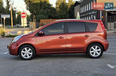 Хэтчбек Nissan Note 2007 в 