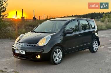 Хетчбек Nissan Note 2008 в Чернігові