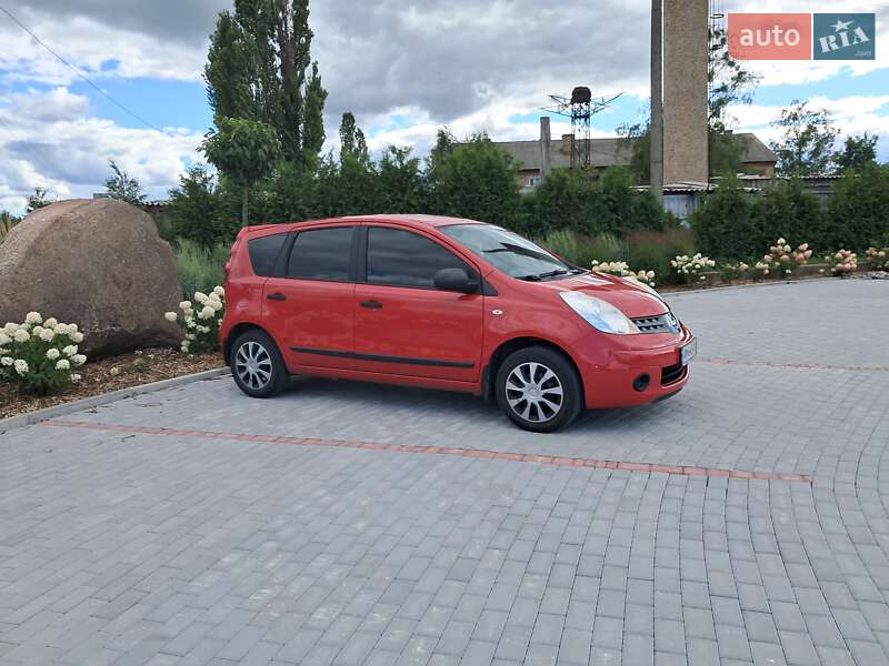 Хетчбек Nissan Note 2008 в Коростені фото 25 Хетчбек Nissan Note 2008 в Коростені