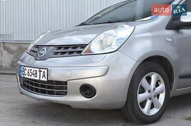 Хэтчбек Nissan Note 2008 в 