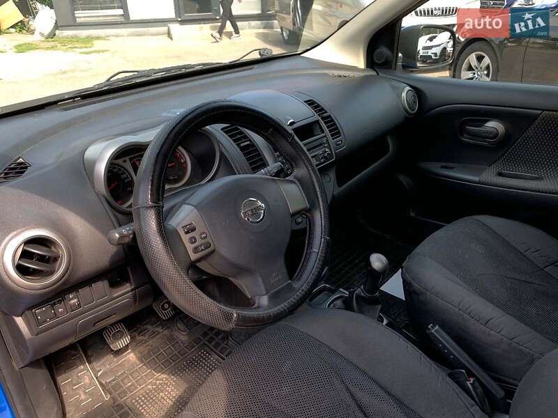 Хэтчбек Nissan Note 2006 в Виннице