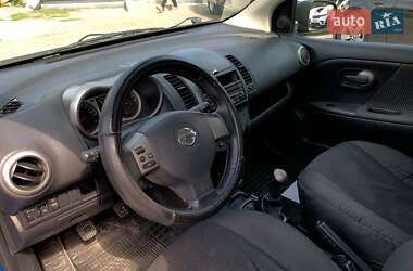 Хэтчбек Nissan Note 2006 в 