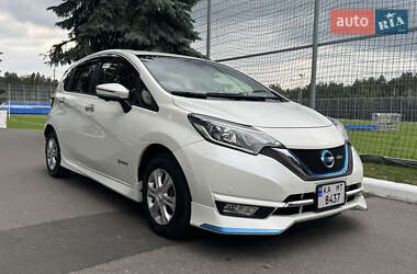 Хэтчбек Nissan Note 2016 в Киеве