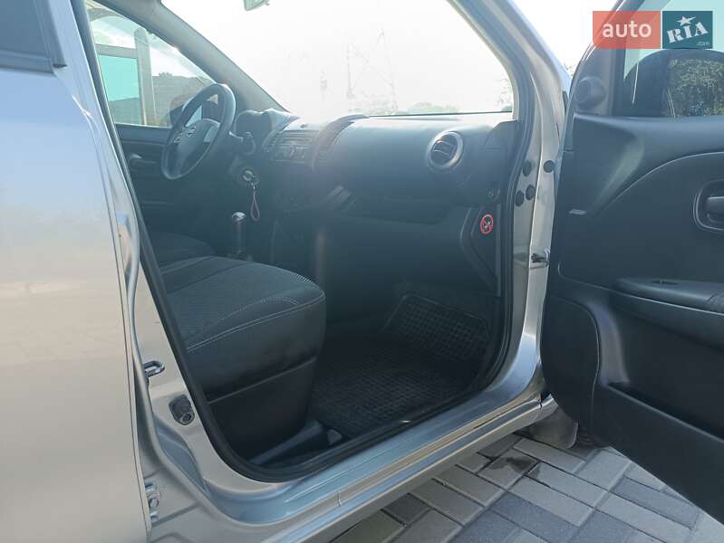 Хэтчбек Nissan Note 2007 в Днепре