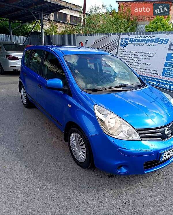 Хетчбек Nissan Note 2011 в Звягелі фото 9 Хетчбек Nissan Note 2011 в Звягелі