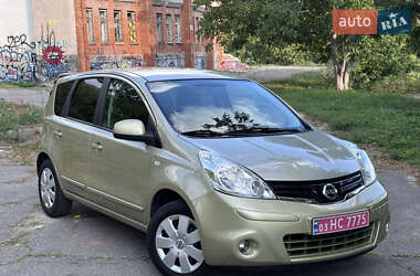 Хэтчбек Nissan Note 2009 в Полтаве