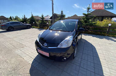 Хэтчбек Nissan Note 2010 в Чернигове