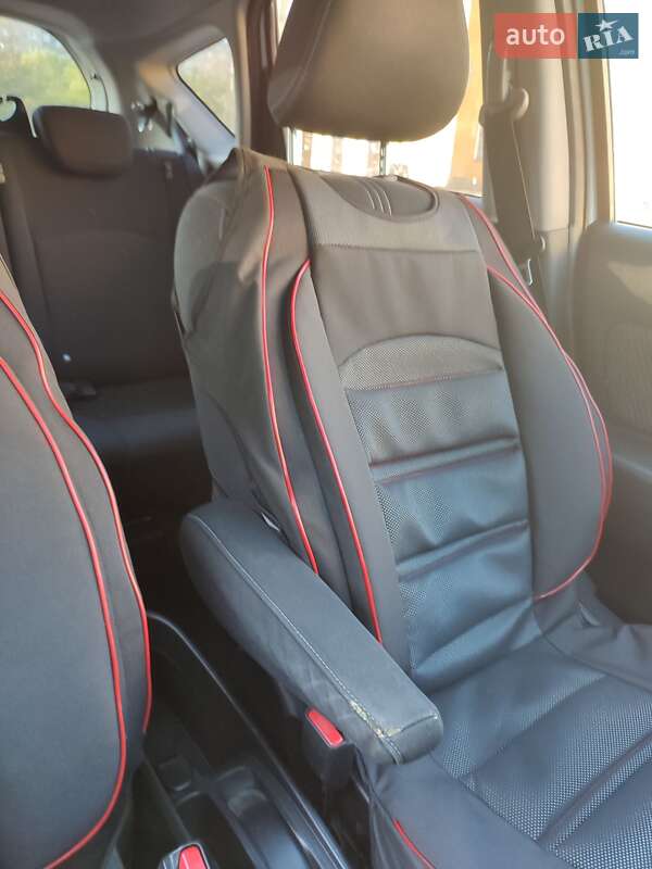 Хэтчбек Nissan Note 2015 в Краматорске