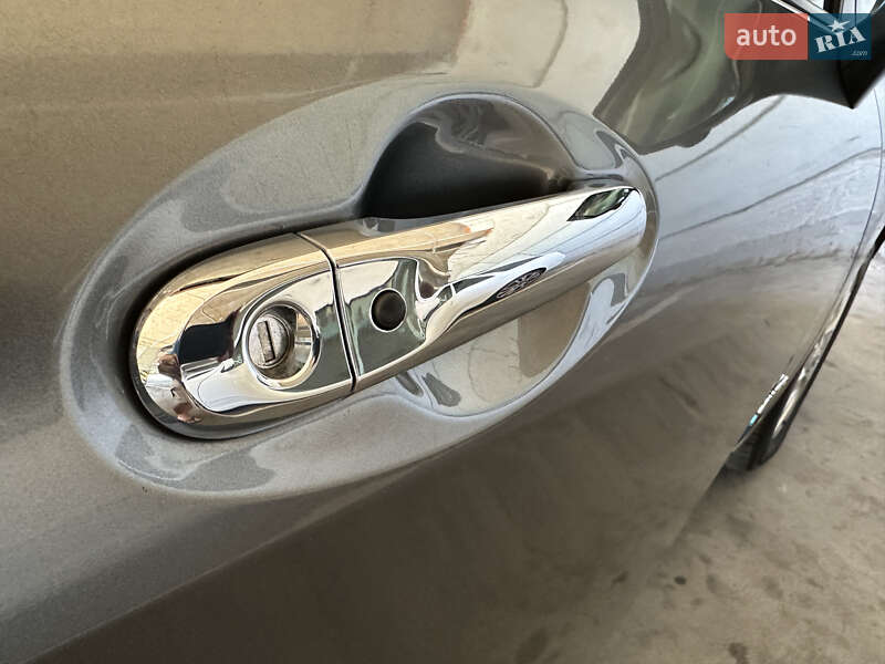 Хэтчбек Nissan Note 2019 в Киеве