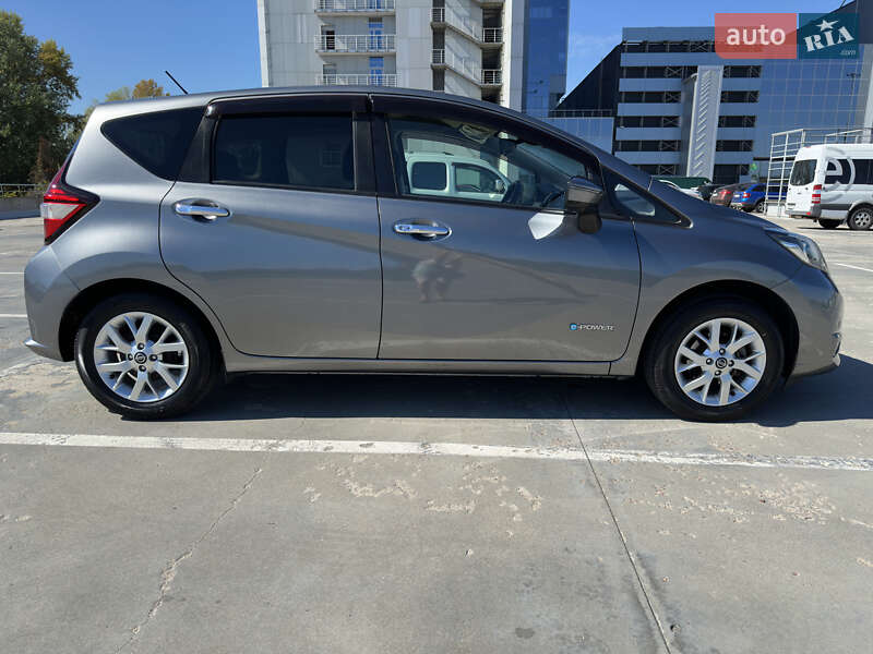 Хэтчбек Nissan Note 2019 в Киеве