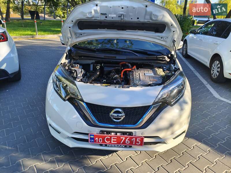 Хэтчбек Nissan Note 2018 в Киеве